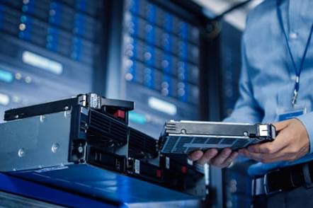 Новый серверный процессор Intel Xeon 6-го поколения представлен официально